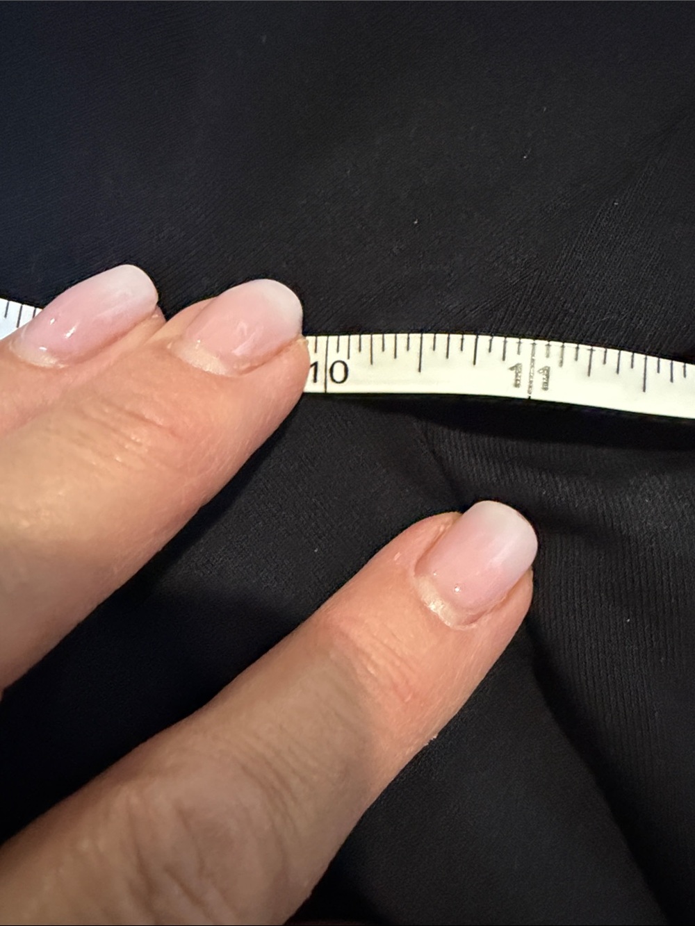 Lands' End eomens Black Cropped pants size med - Picture 6 of 7